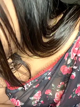 Snapshot of IndieSM chatting on 02.18.26 IndieSM online show from 02.18.26