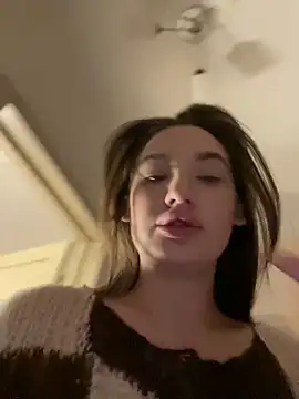 Snapshot of Holly_Molii chatting on 02.09.25 Holly Molii online show from 02.09.25