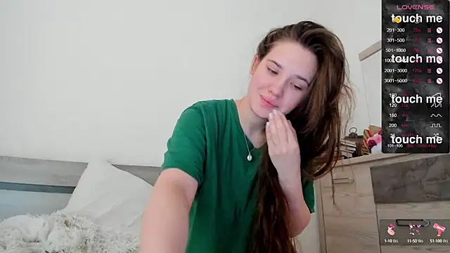 Snapshot of Holly_Molii chatting on 02.22.25 Holly Molii online show from 02.22.25