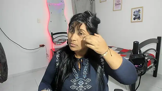 nikol sexy39 online show from 10.28.25