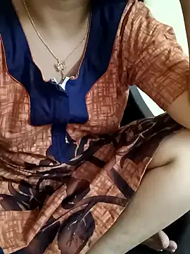 yourtamilcouple online show from 01.28.25