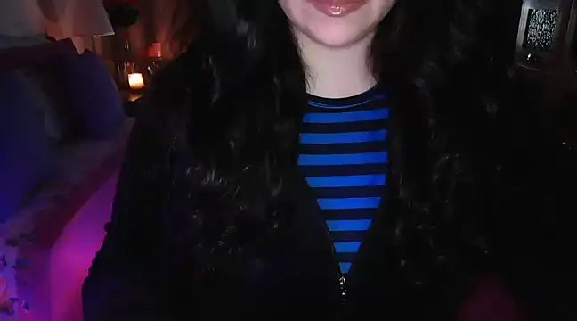 Snapshot of CronacaErotica chatting on 01.19.25 CronacaErotica online show from 01.19.25