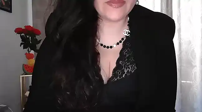 Snapshot of CronacaErotica chatting on 02.06.25 CronacaErotica online show from 02.06.25