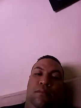 Snapshot of jetasor-8 chatting on 11.19.25 jetasor-8 online show from 11.19.25