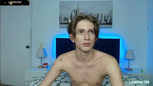 Snapshot of Deim_ chatting on 11.09.25 Deim online show from 11.09.25