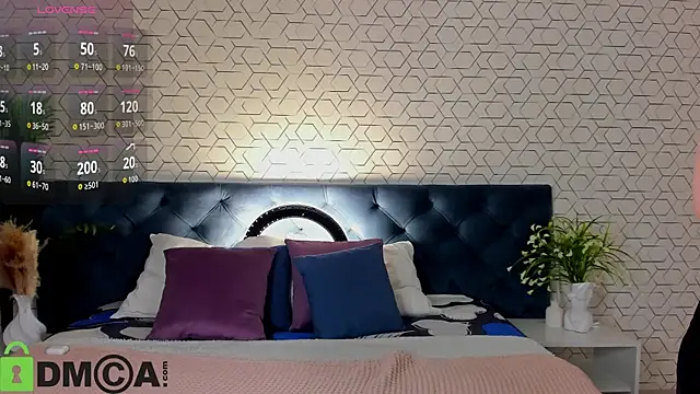 Blossom Sonya online show from 11.28.25