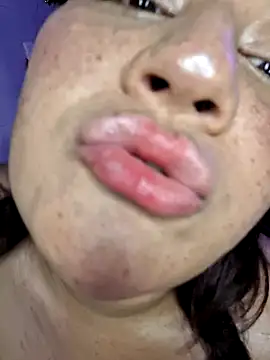 alexxaa96 online show from 12.30.24