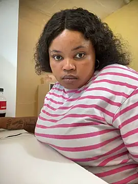 Curveysinaa online show from 03.07.25