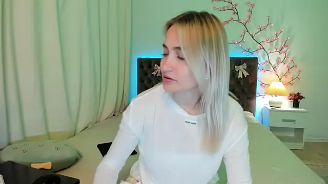 KateOwyns online show from 05.19.26