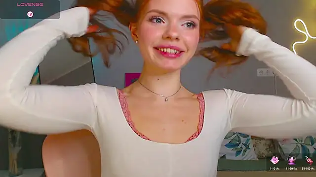 Red  Candy online show from 03.08.25