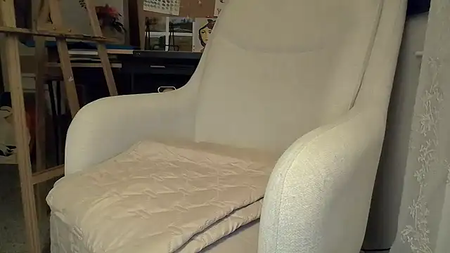 naughtyonbicycle online show from 04.03.26