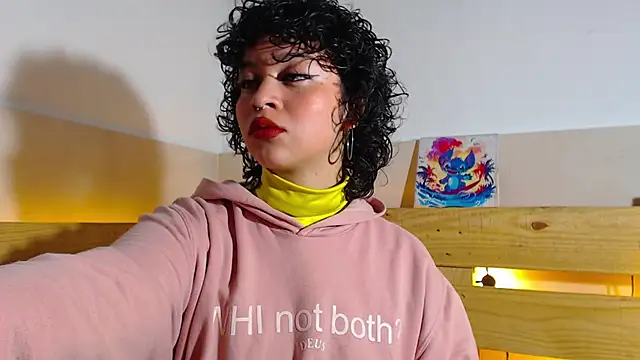 Snapshot of Bitsy_Messy chatting on 02.12.26 Bitsy Messy online show from 02.12.26