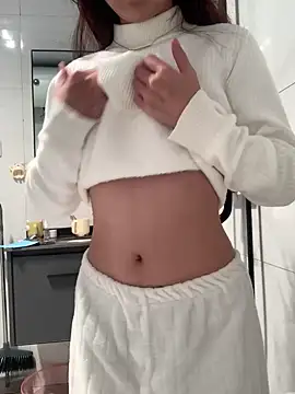 Aimeil online show from 12.23.24