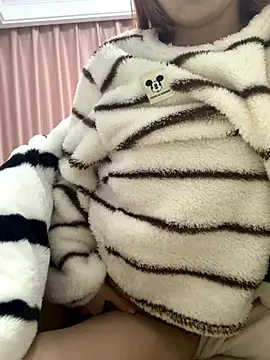 Aimeil online show from 12.14.25