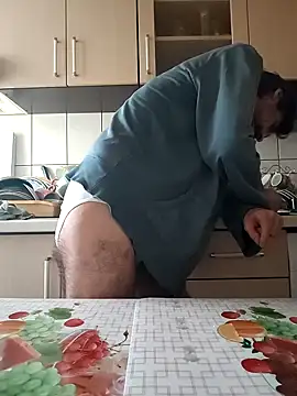 Snapshot of vulpe8400 chatting on 12.08.24 vulpe8400 online show from 12.08.24