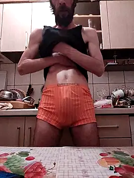 Snapshot of vulpe8400 chatting on 02.16.25 vulpe8400 online show from 02.16.25