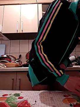 Snapshot of vulpe8400 chatting on 02.22.25 vulpe8400 online show from 02.22.25