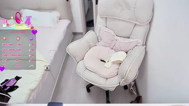 Snapshot of Feifei-cn chatting on 05.31.26 Feifei-cn online show from 05.31.26