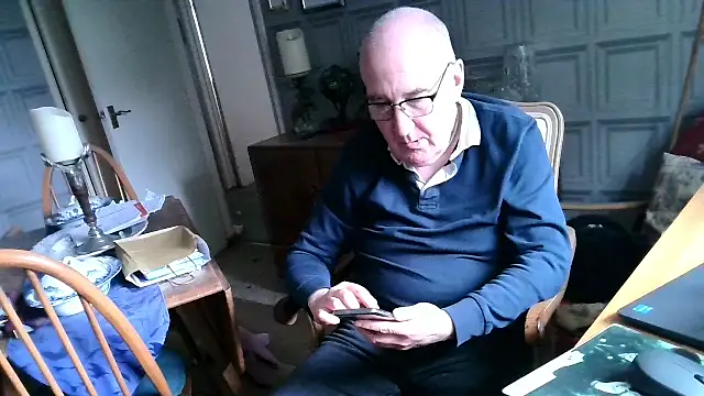 Adamdaddybear online show from 02.15.25