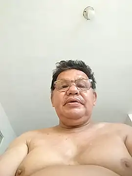 Snapshot of catatunboculion chatting on 07.17.26 catatunboculion online show from 07.17.26