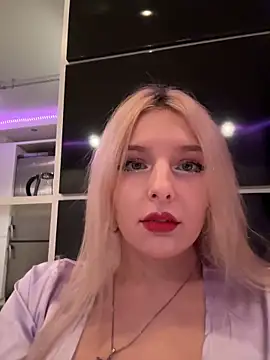 XMelissaX online show from 10.10.25