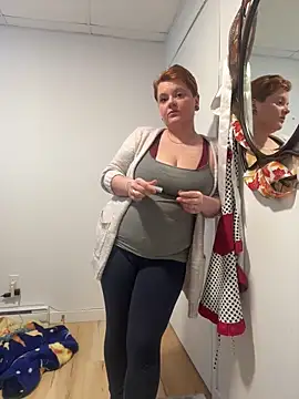 Sweetleeahxx online show from 12.22.25