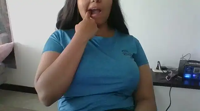 Miapeyton online show from 12.02.24