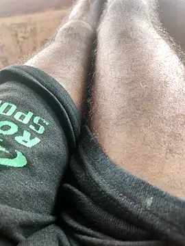 Snapshot of Shibuvyyyy chatting on 10.29.25 Shibuvyyyy online show from 10.29.25