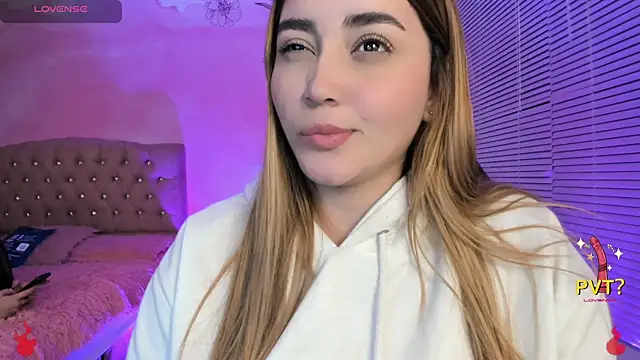 Snapshot of Lucia_star__ chatting on 02.18.25 Lucia star   online show from 02.18.25
