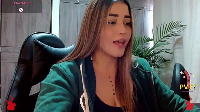 Snapshot of Lucia_star__ chatting on 02.09.26 Lucia star online show from 02.09.26