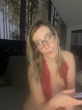 ginachiron online show from 03.18.25