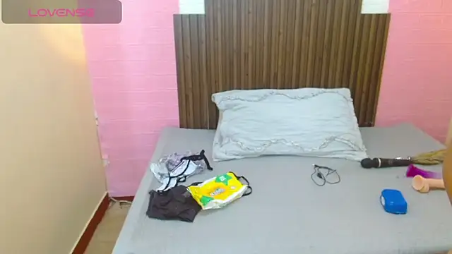 Angelica Blue online show from 09.28.25