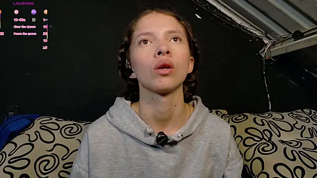 sweetdam12 online show from 10.25.25