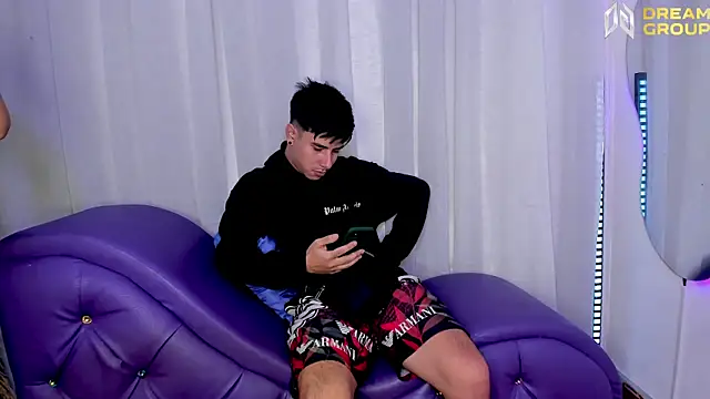 Yourslust  online show from 11.03.25