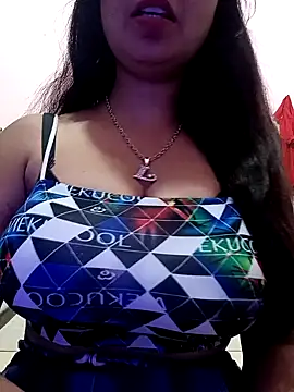 cute-mahek online show from 01.29.25