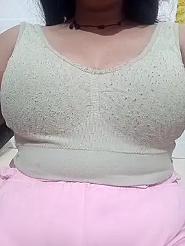 cute-mahek online show from 03.12.26