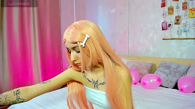 Doris Scott online show from 02.14.25