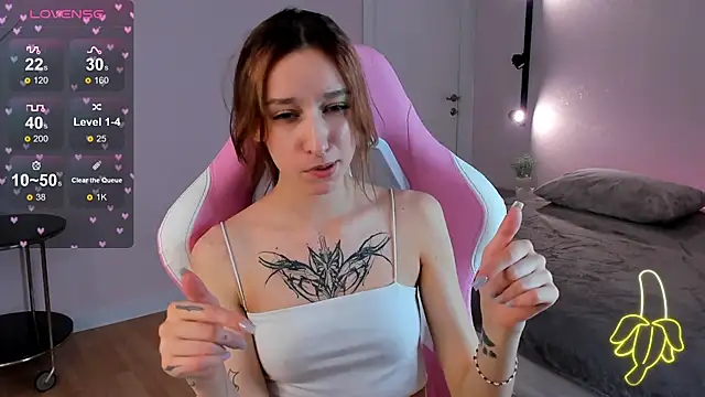 Doris Scott online show from 03.21.25