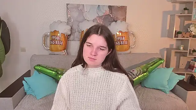 Snapshot of BonneyLove chatting on 10.02.25 BonneyLove online show from 10.02.25