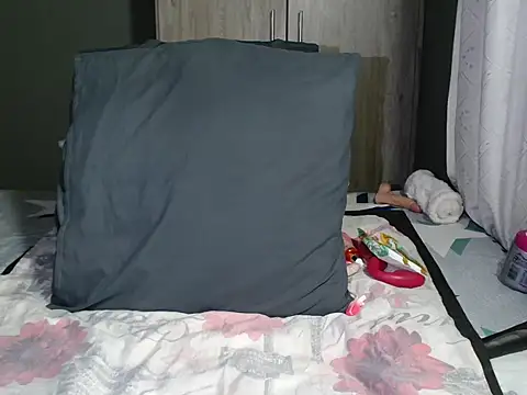 Snapshot of WetwetPussy31 chatting on 07.15.26 WetwetPussy31 online show from 07.15.26