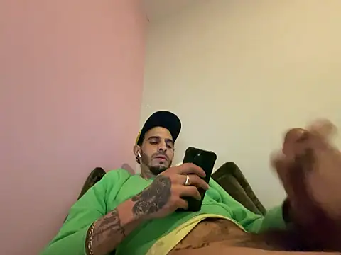 Rebeu313 online show from 02.22.26