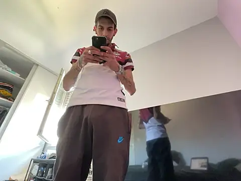 Rebeu313 online show from 02.26.26