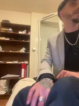 Rebeu313 online show from 03.15.26