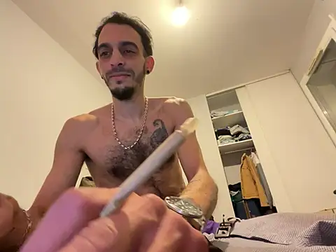 Rebeu313 online show from 04.04.26