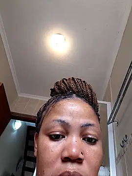 curvybigassqueen online show from 03.03.26