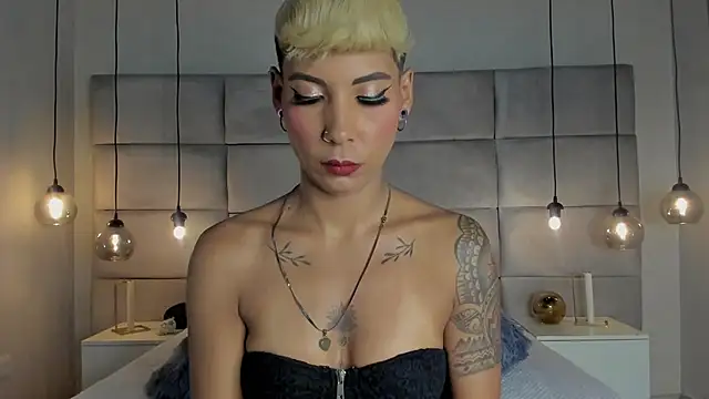 MiaMorgan  online show from 01.26.25