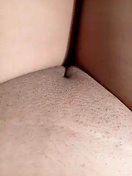 Khaleyssi online show from 12.28.24