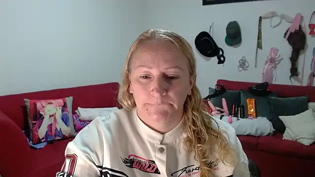 emperabigbootybigass online show from 03.04.26