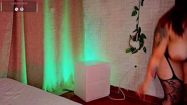 mia bonneett online show from 02.03.26