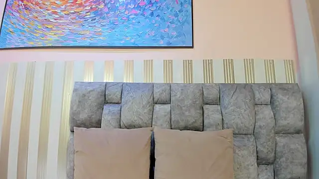 nova lane online show from 04.01.26